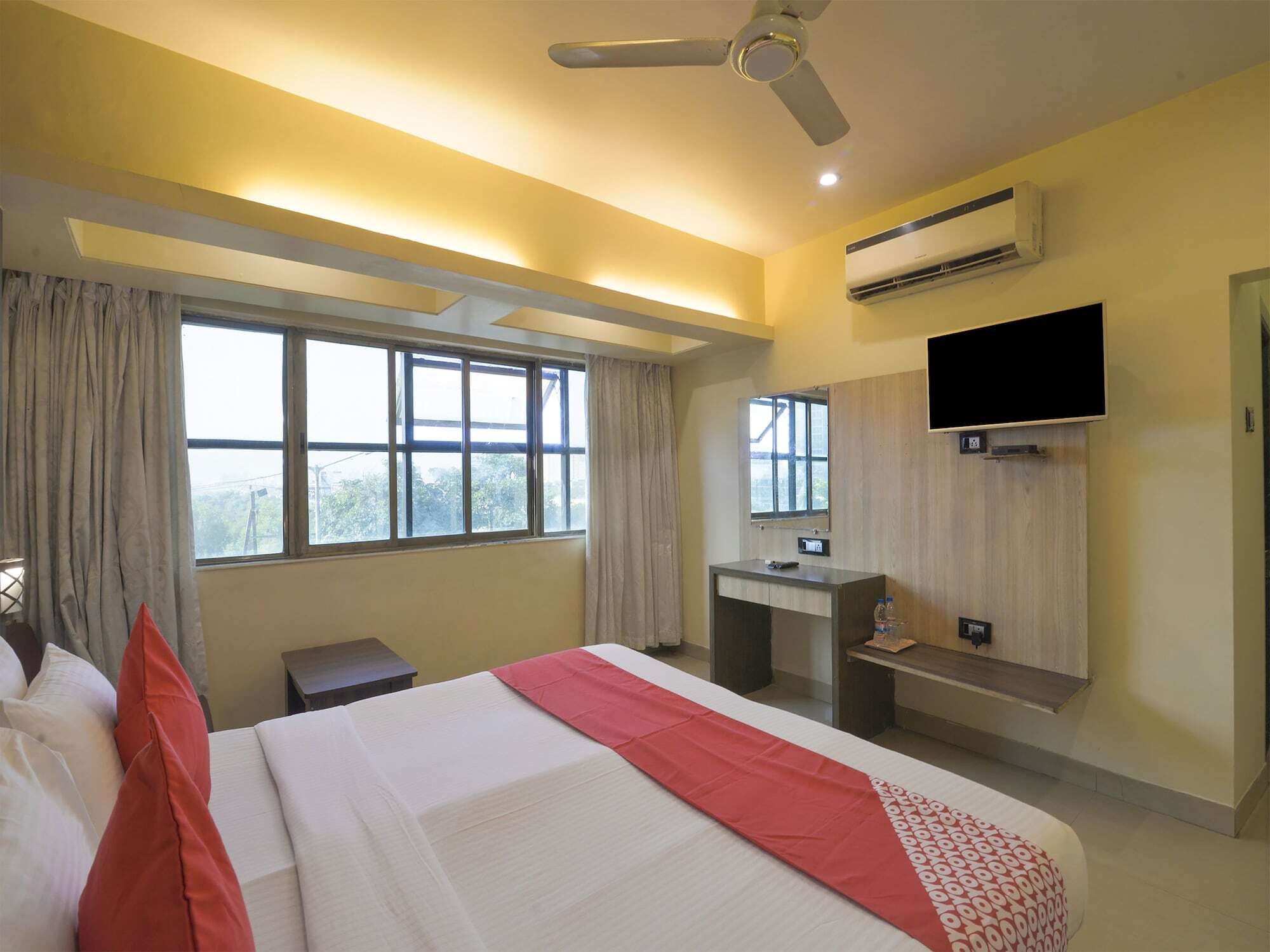 Oyo 3287 Hotel Mansarovar Navi Mumbai Luaran gambar