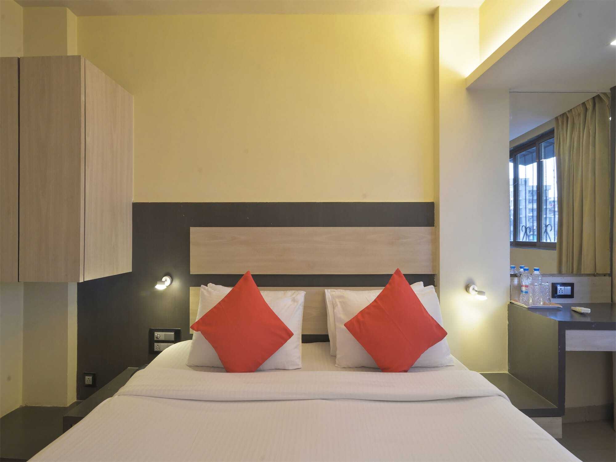 Oyo 3287 Hotel Mansarovar Navi Mumbai Luaran gambar